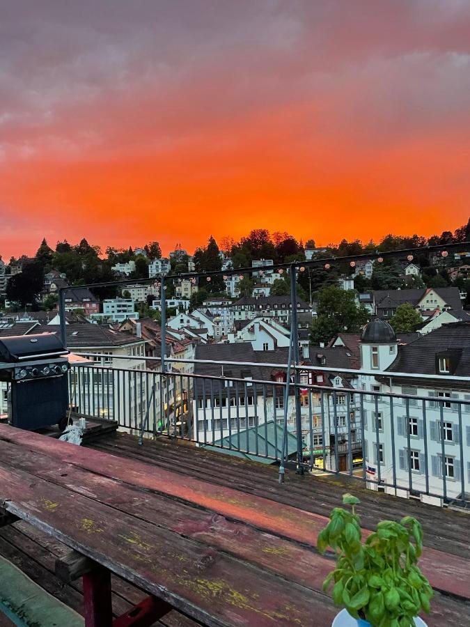 Central Room With Amazing View St. Gallen Bagian luar foto